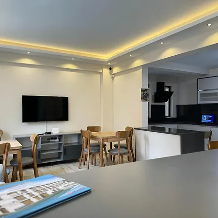 アパートホテル Koskhotel *